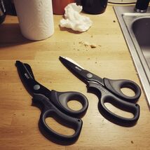 2 Pack Medical Trauma Shears - Patented Stainless Steel Bandage &amp; EMT Sc... - $280.49 MXN