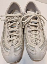 Skechers Womans Leather Athletic Size 6 White Lace Up Tennis Shoes - $19.53