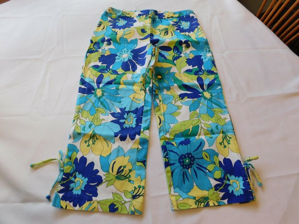 Primary image for Carolina Blues Youth Girls Capri Cropped Stretch Pants Size 14 Floral Multi GUC