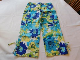 Carolina Blues Youth Girls Capri Cropped Stretch Pants Size 14 Floral Multi GUC - $18.19