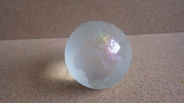 Unusual Stephen Correia Studio Art Glass Iridescent Globe Paperweight - £48.84 GBP