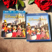 Disney Parks: The Secrets, Stories, Magic Behind the Scenes--Blu Ray - £4.24 GBP