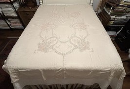 Vintage Crochet Lace &amp; Embroidered Tablecloth 60x82 Ecru Color - £35.97 GBP