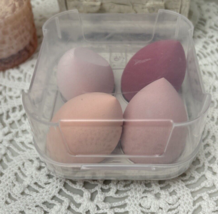 4 pc set foundation sponge set with storage box - $7.99