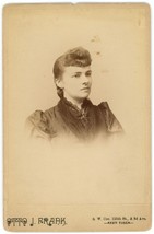 Circa 1880&#39;S Cabinet Card Beautiful Woman Wearing Black Dress Frank New York, Ny - £7.45 GBP