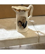 US President Lyndon B Johnson Lady Bird Portrait Creamer Pitcher USA 4&quot; - $278.56 MXN
