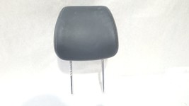 Black Front Left Headrest OEM 2016 Kia Sorento - $687.01 MXN