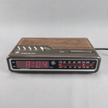 Vintage GE 7-4612B Digital Alarm Clock Radio Red General Electric Tested - £18.85 GBP