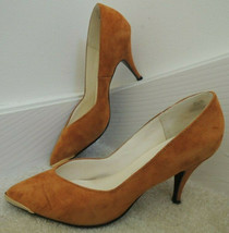 Ladies Shoes Size 8 M Gold / Desert Tan Suede 3 1/2&quot; Heel Pumps $110 Value - £27.63 GBP