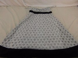 Sz 9 My Michelle Dress Black and White Floral Spaghetti Strap preowned 110458 - £10.76 GBP