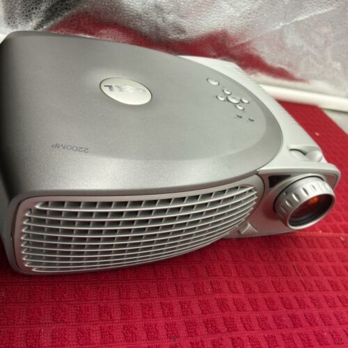 Dell 2200MP DLP Front Projector  in Original Dell Case - $38.12
