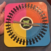 Vtg  1971 Bingo Game Metal Spinner HASBRO  Wall Hanger 70s - £15.54 GBP