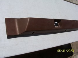1974 1975 1976 LINCOLN MARK IV &amp; V RIGHT DOOR PANEL ARMREST Has Cracks U... - €181,96 EUR