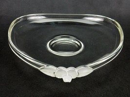 Center Piece Tri Corner Bowl w/Frosted Rose Decoration at1 Corner Heavy ... - $16.61