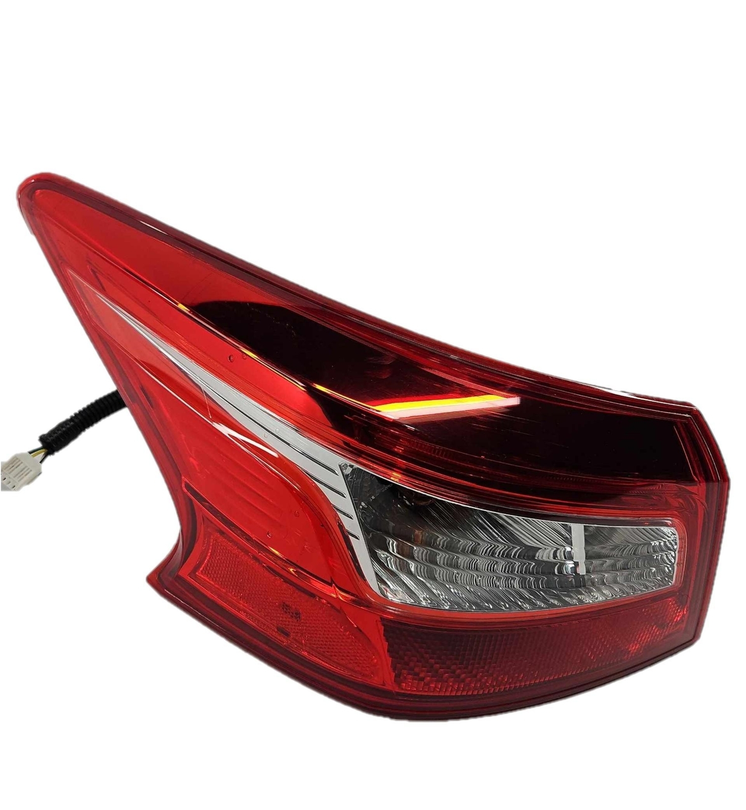 2016-2019 Nissan Sentra Left Driver Side LH Quarter Panel Mounted Tail L... - $79.15