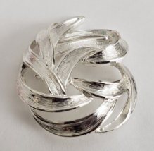 Vintage Monet Swirl Brooch Pin Silver Tone Shiny Textured 2&quot; Signed - £23.22 GBP