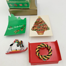 LOT OF 4 Avon Christmas Pieces NOEL Penguin Wreath Pins/Holly Present P Earrings - £10.37 GBP