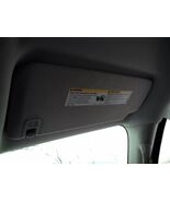 Passenger Right Sun Visor Illuminated Fits 07-14 ESCALADE 104913592 - €40,22 EUR
