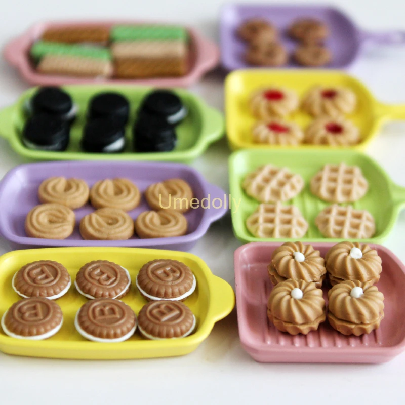 Cute 1/12 Scale Miniature Dollhouse Cookies Biscut Pretend Play Kitchen Mini - £8.39 GBP+