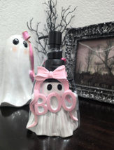 Halloween BOO Ghost With Pink Coquette Bow Lotion Bathroom Soap Dispense... - $518.96 MXN