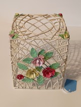 White Metal Wire Square Tissue Box Cover Floral Design Shabby Cottagecore - $17.82