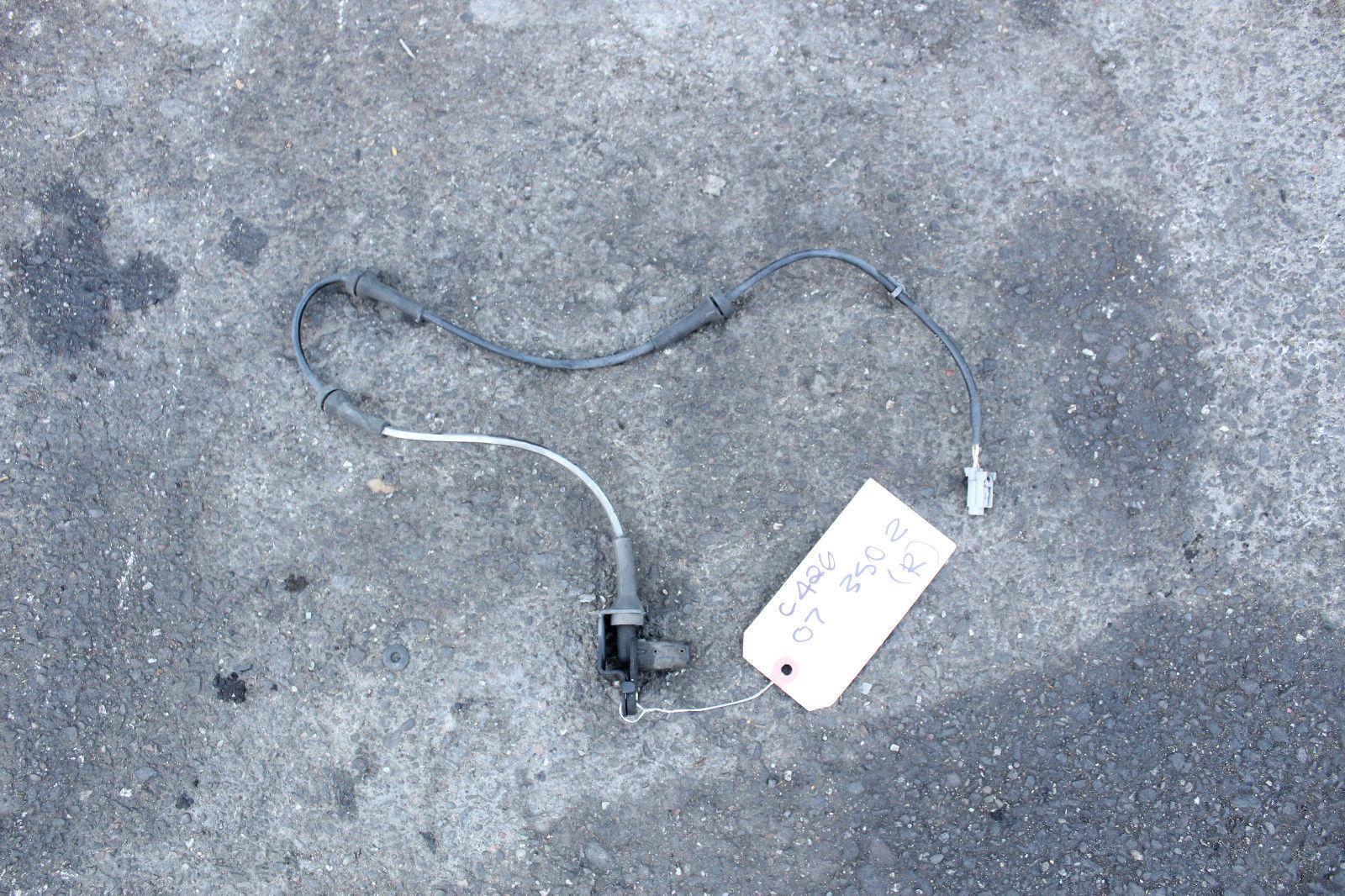 2007 NISSAN 350Z FRONT RIGHT ABS WHEEL SPEED SENSOR C426 - $39.59