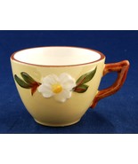 Stangl White Dogwood Orphan Cup Pottery - $92.02 MXN Stangl White Dogwood Orphan Cup Pottery - $92.02 MXN