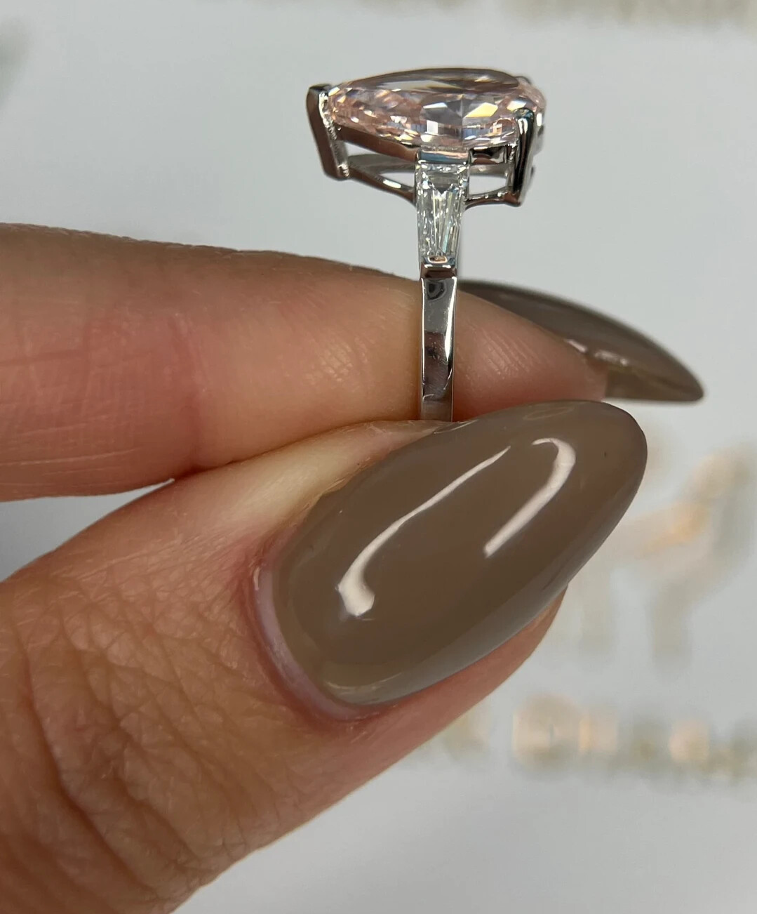 3.5 Cts Fancy Intense Pink VS1 Clarity IGI Certified Pear Shape Lab Diamond Ring Item image 5