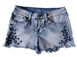 Junior Light Blue Distressed Mid Rise Jean Shorts Size 5 with fringe, embroidery - £1.59 GBP