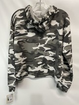 US  Vintage Hoodie Sweatshirt Cropped Gray Camo Athletic Top All Seasons... - $26.16