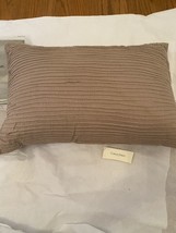 Calvin klein Pintuck Haze Deco Pillow $210 - £57.16 GBP