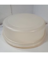 Vintage Rubbermaid Servin&#39; Saver Cake Keeper Container Almond Round serv... - $460.71 MXN