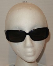 Marc By Marc Jacobs Women’s rectangular slightly Oversized Sunglasses Black - $914.06 MXN