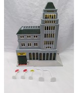 *Doesn&#39;t Work* Vintage 1980s Micromachines Police Station Building - $257.23 MXN