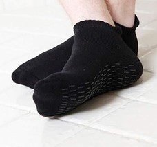 FINN black anti-slip socks - 40-45 - £6.64 GBP