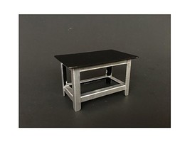 Metal Work Bench For 1:24 Scale Models by American Diorama - £15.18 GBP