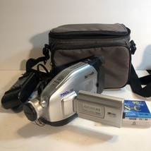 Panasonic PalmCorder PV-L454D VHS-C Video Camera Camcorder Bundle w Case... - £58.66 GBP