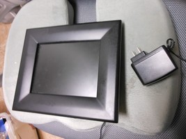 Westinghouse &quot;Digital 8&quot; LCD Picture Frame &amp; Power Adapter&quot; DPF 0802 USE... - $515.76 MXN