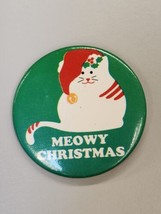Vintage Meowy Christmas Cat Button Pin Back Green Holiday - £3.89 GBP