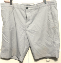 Tommy Bahama Mens 40 Gray Khaki Shorts - $366.06 MXN