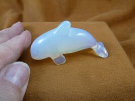 (Y-WHA-KI-737) white Opalite glass KILLER WHALE ORCA gemstone figurine w... - €16,82 EUR
