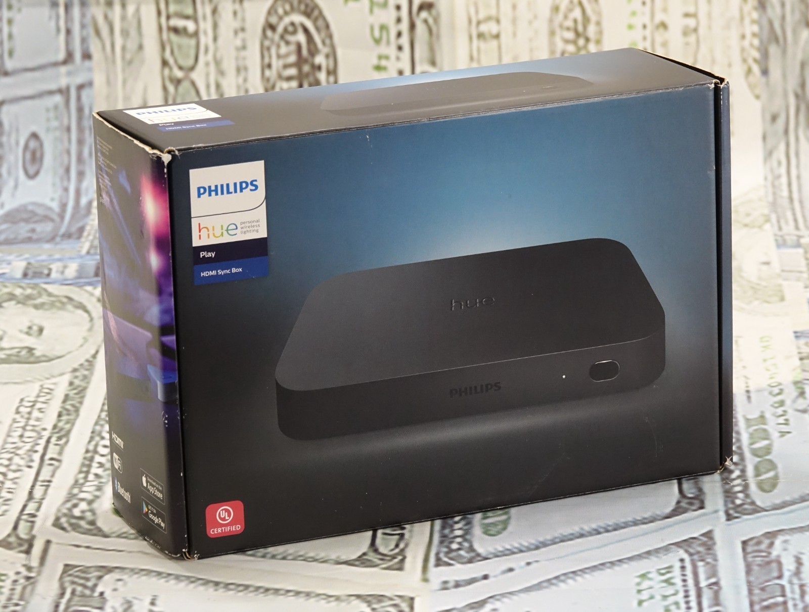 Philips Hue Play HDMI Sync Box 555227 Black - $95.99