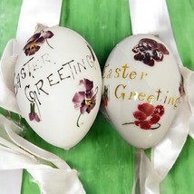 Antique White Opaque Milk Glass Easter Eggs Hand Painted Decoration Deco... - $570.20 MXN