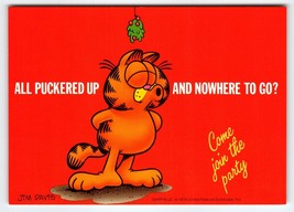 Garfield Cat Christmas Party Postcard All Puckered Up Kiss Jim Davis 1978 Tabby - £7.23 GBP