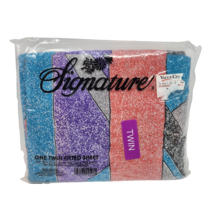 VINTAGE SIGNATURE ONE TWIN FITTED SHEET NEW 90&#39;S THEME / VIBE + COLORS - $531.23 MXN