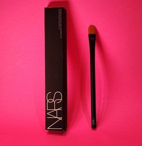 Nars #12 Cream Blending Brush - $464.39 MXN