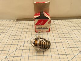 Toyota 90916-03075 Thermostat OEM - $27.86
