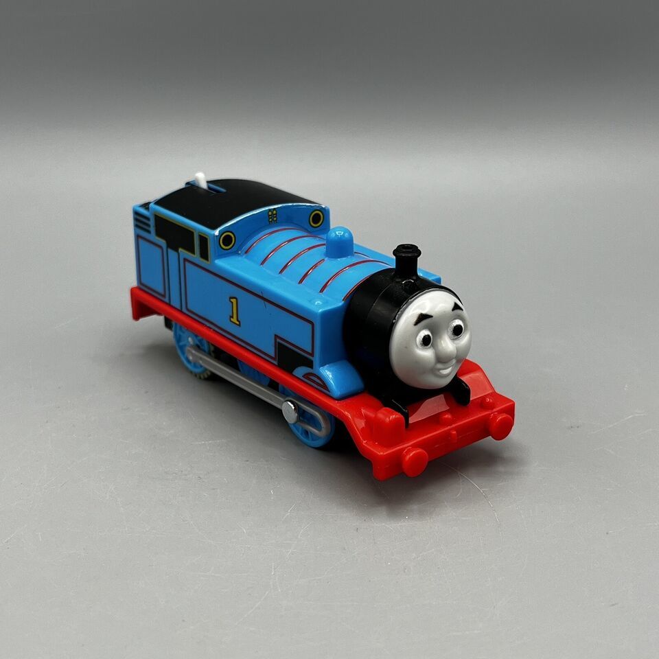Thomas & Friends Motorized Train Engine Trackmaster Thomas 2013 Mattel - $9.89