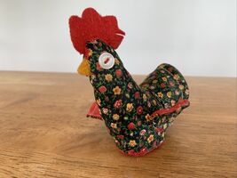 Vintage Pin Cushion Quilted Chicken Display Farmhouse Decor ~ Small - $14.00