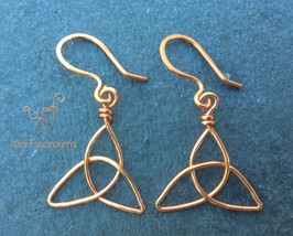 Handmade copper earrings: celtic trinity knot - £12.01 GBP